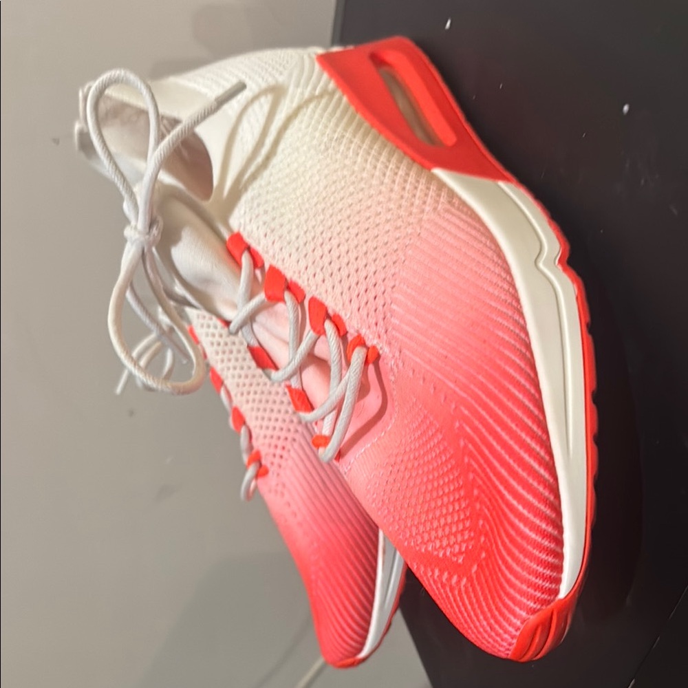 Women's Gradient Sneakers